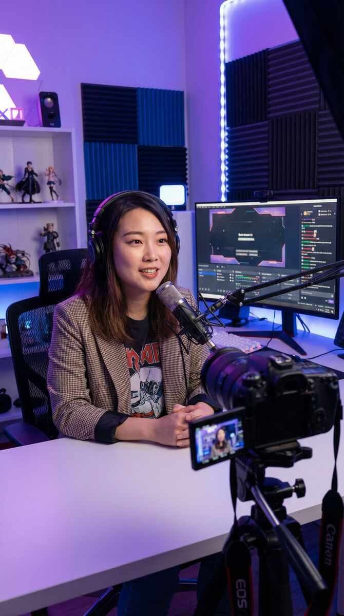 17c一起草社区顾问林心怡